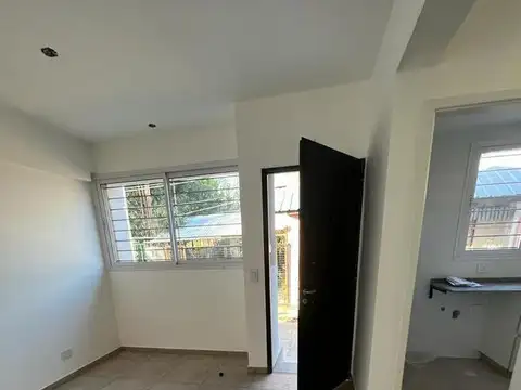 Dúplex en Venta - 2 Ambientes con jardín en Tigre Centro