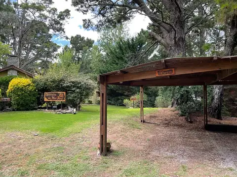 37 e/ Pinamar y Necochea