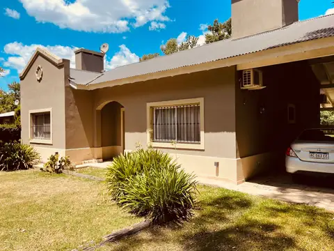 Casa en venta en Barrio Parque Exaltación