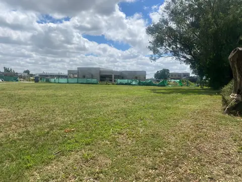 Terreno en Venta 24  mts Frente