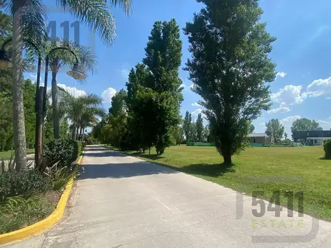 Venta Lote 900m2 en  La Magdalena Barrio Historico en Canning