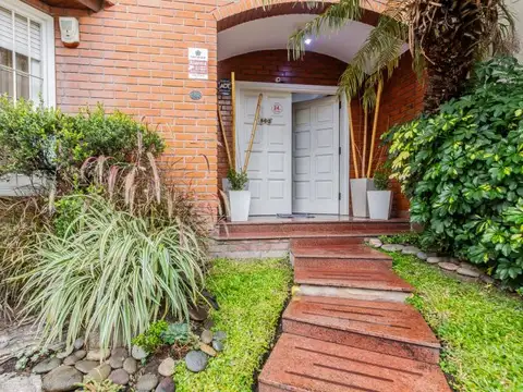 Triplex con Jardin + Piscina + Quincho · Parque Chacabuco