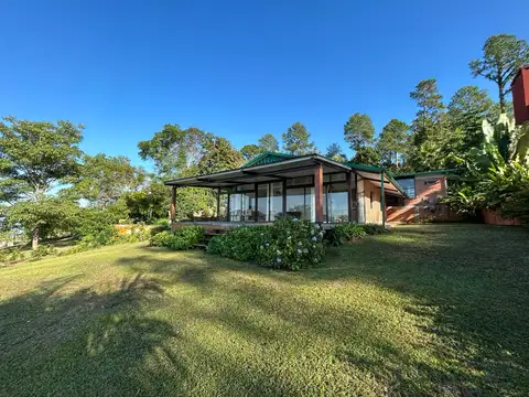 Casa frente al río en La Cueva del Teyu, San Ignacio