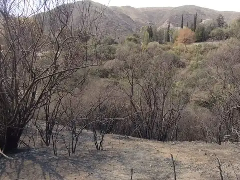 VENTA DE TERRENO EN LA FALDA