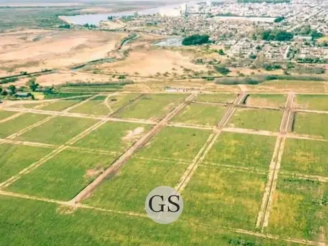 LOTEO LOMAS DEL PARANÁ - Barrio Náutico.