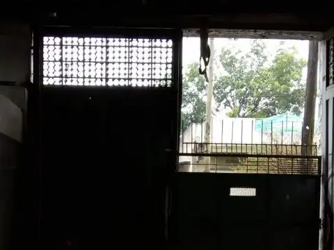 GALPON 300 MTRS- VENTA-CASEROS