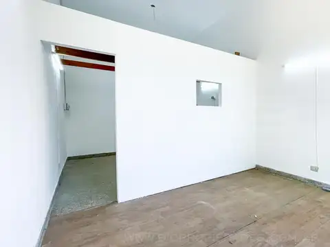 Local en Venta en Carapachay, USD 44.000