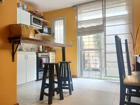 Depto Tipo Casa en Venta 16 años