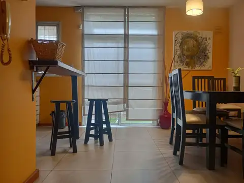 Depto Tipo Casa en Venta con 2 cocheras