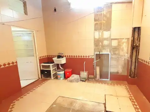 Olivos - PH 3 amb - PLANTA BAJA AL FRENTE A RECICLAR!