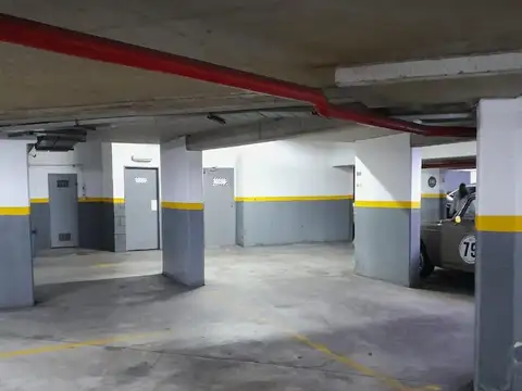 Excelente cochera fija en las Torres de Abasto