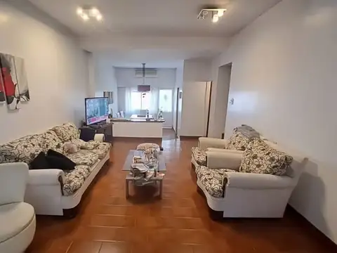 Depto Tipo Casa en Venta de 3 dormitorios