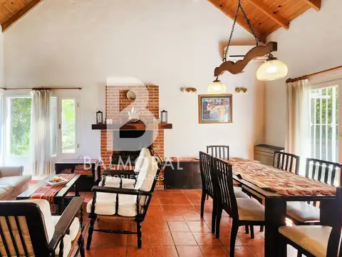 Casa en Alquiler Temporal con 1 cochera