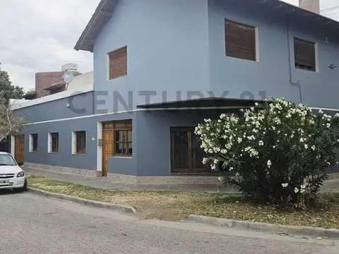 VENTA CASA 3 DORMITORIOS EN PLANTA BAJA -PH – NEUQUEN