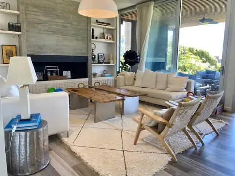 Casa en Alquiler de 4 dormitorios