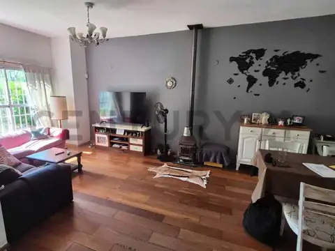 Casa en Venta en Paso del Rey, USD 148.000