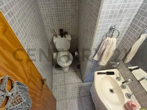 CASA EN VENTA 4 AMBIENTES-VILLA ZAPIOLA-MORENO