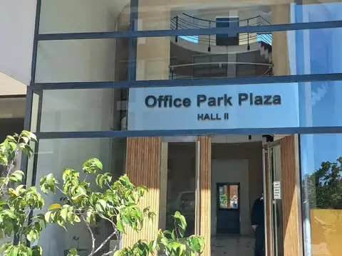 Oficina en Venta en Pilar, USD 140.000