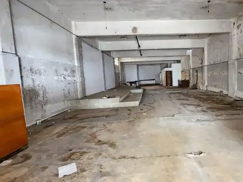 Local en Venta en Barrio Naón, USD 295.000