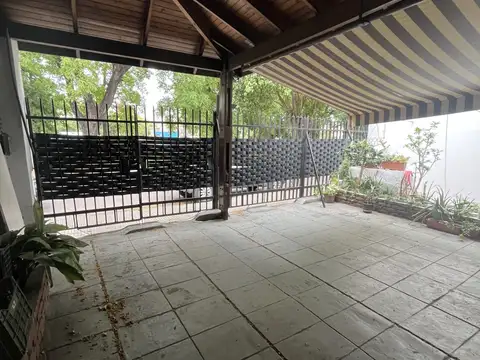 Depto Tipo Casa en Venta de 4 ambientes