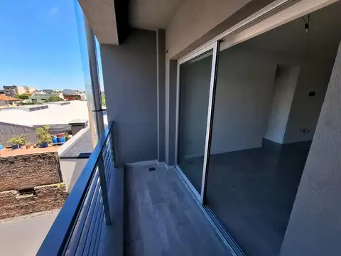   RESERVADO   DPTO 2 AMB., CFTE, A ESTRENAR