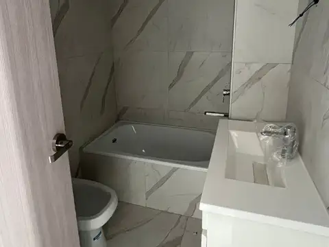 DEPARTAMENTOS  4 AMBIENTES EN VILLA LURO