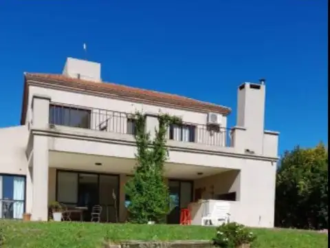 Casa en Venta en Victoria, USD 390.000