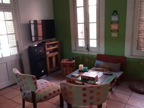 Casa en Venta con 4 cocheras