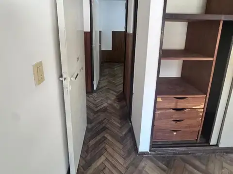 Departamento de 2 dormitorios contrafrente.