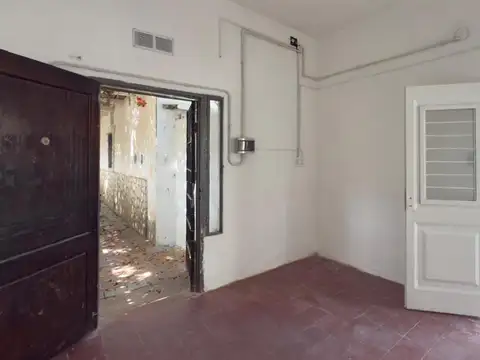 Depto Tipo Casa en Alquiler en San Antonio De Padua, $ 450.000