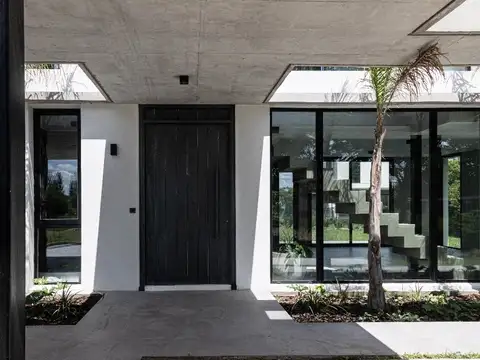 Casa en Venta de 5 dormitorios