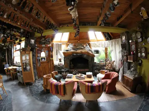 Av. Arrayanes 2400, Piso 0