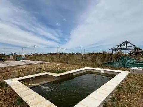 Terreno en venta Don Luis Yachting Club con platea y pileta