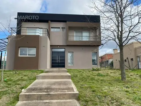 CASA EN VENTA EN SAN MATIAS – MAROTO PROPIEDADES