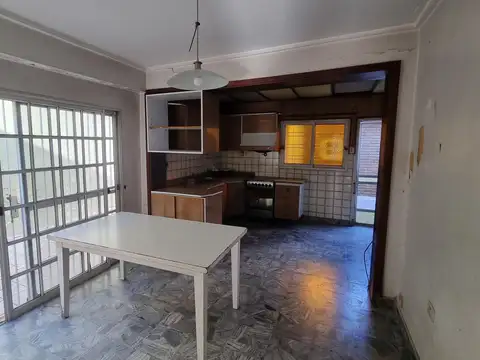 Casa en Venta en Lomas De Zamora, USD 88.000