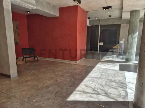 VENTA COCHERA A ESTRENAR CON ASCENSOR - BARRACAS - EXCELENTE ACCESO Y COMUNICACION