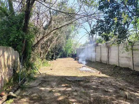 Avenida Julio A. Roca 200