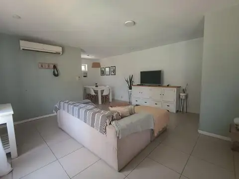 DOE, 9 de Julio 908, B1624 Rincón de Milberg, Provincia de Buenos Aires