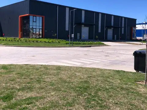 Galpon en Alquiler en Moreno, USD 8.995