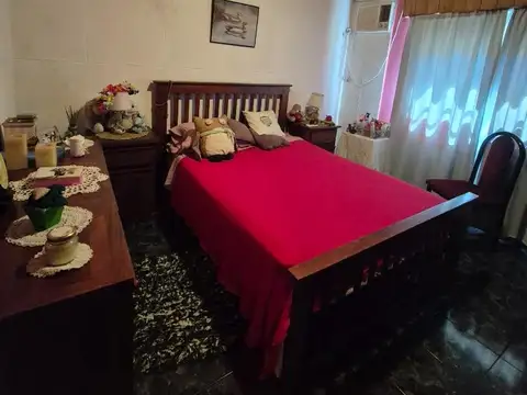 Casa en Venta con 5 cocheras