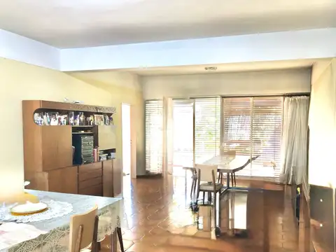 Casa en Venta en Quilmes, USD 185.000