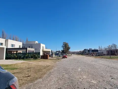 Venta Terreno Barrio Cerrado Cardinal Sur