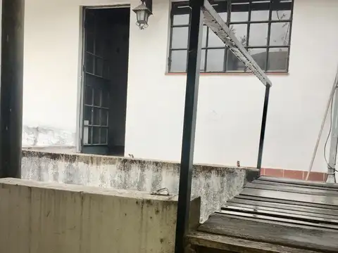 TERRENO O CASA -  Flores