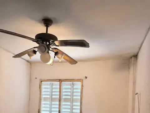 2 De Abril De 1982 6900