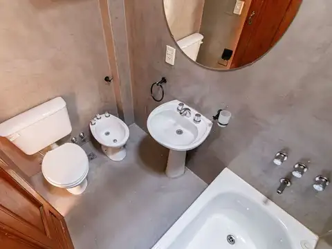 Depto Tipo Casa en Venta 95 años