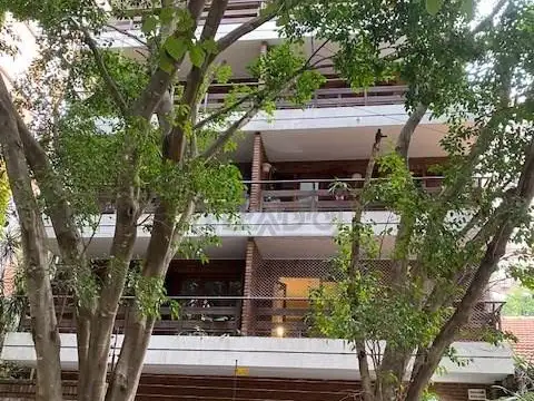 Departamento  en Venta en Acassuso, San Isidro, G.B.A. Zona Norte