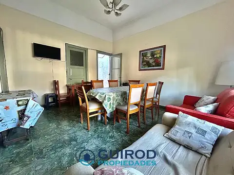 Casa 4 ambientes con 1 baño