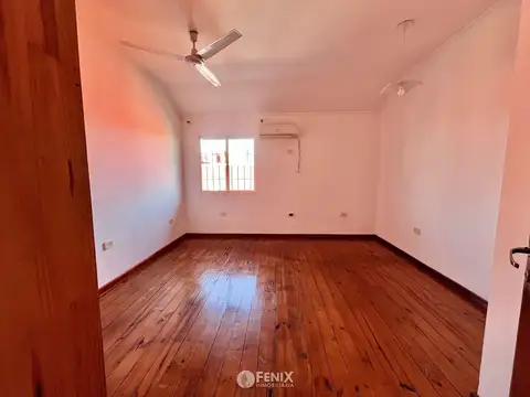 Casa 2 ambientes con 1 baño
