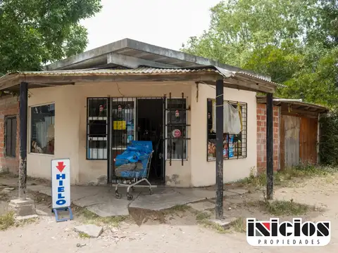 Local Comercial con Vivienda a Terminar - C775