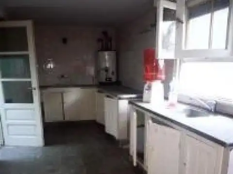 Sargento Cabral e/ Avenida Belgrano y Gomila